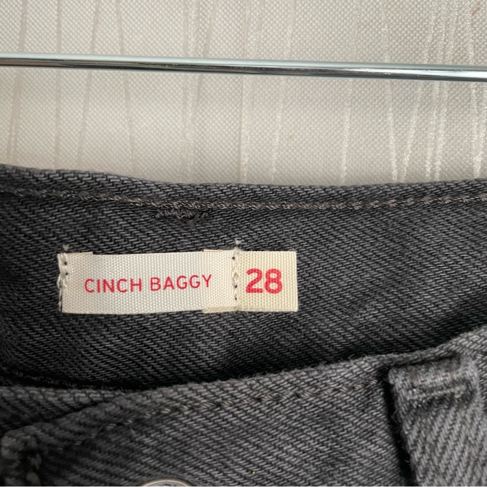Levi’s Women’s High Rise Cinch Baggy Jeans - Black Wash Size 28 X 31 NWT - Picture 10 of 16